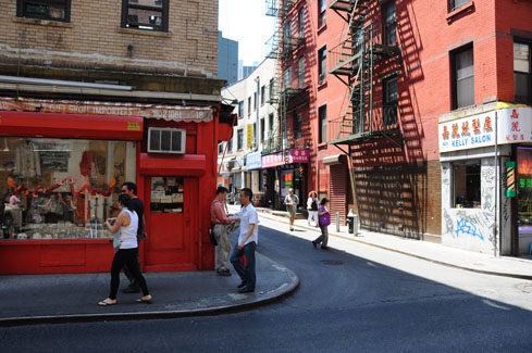 Doyers Street, Chinatown, Then and Now - Top picture circa 1900