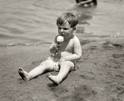 June 20, 1924. Washington, D.C. "Eddie Herren, Potomac Bathing Beach." National Photo Company Collection glass negative. View full size.