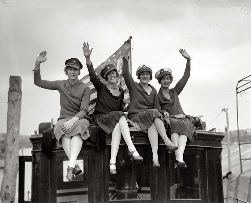 March 23, 1927. Our second look at Sally Phillips, Fanny Dial, Frances Gore and Georgiana Joyes somewhere on the Potomac. View full size. National Photo.
