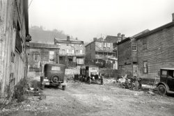 December 1935. "Hamilton County, Ohio. Cincinnati slum dwellings." 35mm negative by Carl Mydans for the Resettlement Administration. View full size. 
