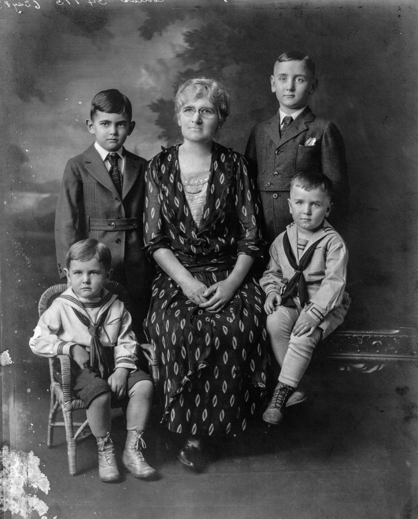 Dayton, Ohio, circa 1925. Mrs. Margaret Combs with her grandsons Arthur and Charles Neil (at left), and Robert and Edward Galloway. View full size.
