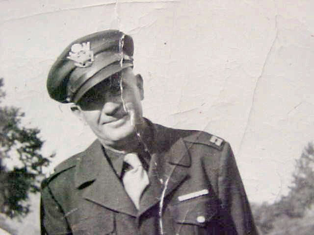 Photo taken at Mt. Gretna, Pa., Sept. l944. Can anyone identify this soldier? View full size.
