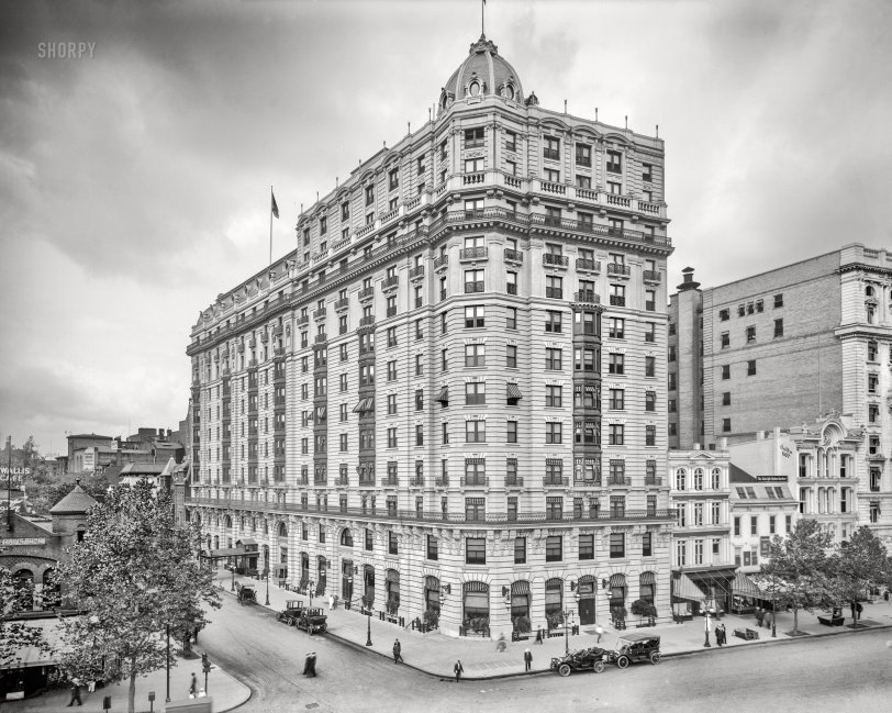 Washington, D.C., circa 1912. "The New Raleigh." The recently completed Raleigh Hotel at Pennsylvania Avenue and 12th Street N.W., built on the site of the previous Raleigh Hotel. 8x10 inch dry plate glass negative, Detroit Publishing Company. View full size.