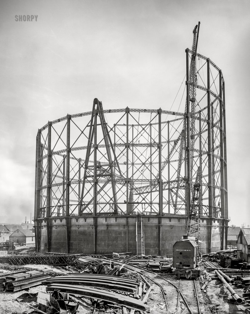 May 9, 1913. "Detroit City Gas Company, north end of gas holder." (Some assembly required.) 8x10 inch dry plate glass negative, Detroit Publishing Company. View full size.