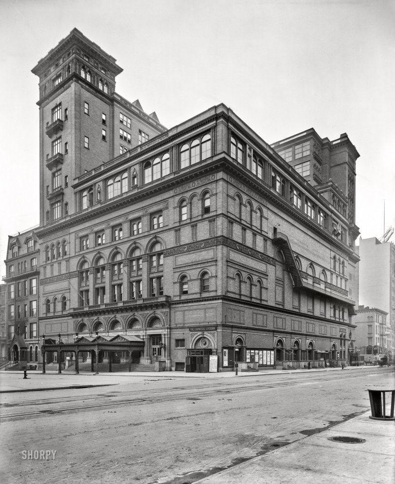 October 1907. "New York, N.Y. -- Carnegie Hall, West 57th Street and Seventh Avenue." 8x10 inch dry plate glass negative, Detroit Publishing Company. View full size.
