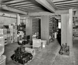 Washington, D.C., circa 1922. "Chesapeake & Potomac Telephone Co." Vintage switchgear in abundance. National Photo glass negative. View full size.