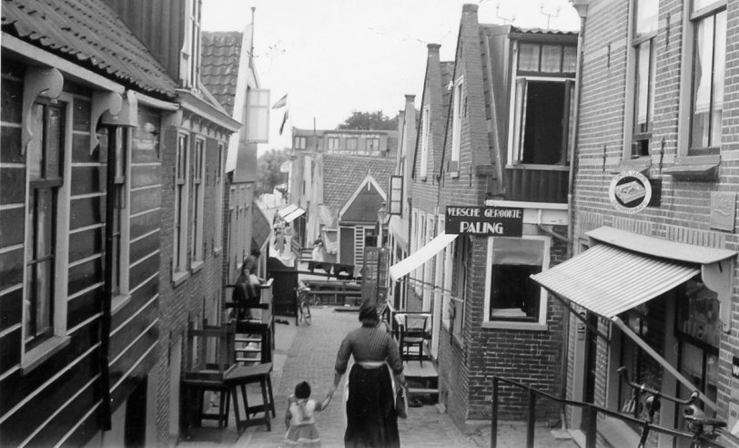 Volendam Island near Amsterdam, 1937. View full size.
