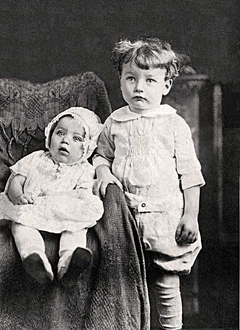 My Grandmother Georgie and my Great-Uncle James Hulett. Taken in Lexington, Ky. My grandmother's birthday was     March 1, 1925. View full size.
